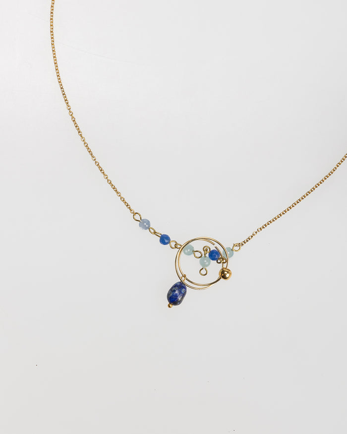 System Action Collar Oro Con Abalorios Tonos Azules