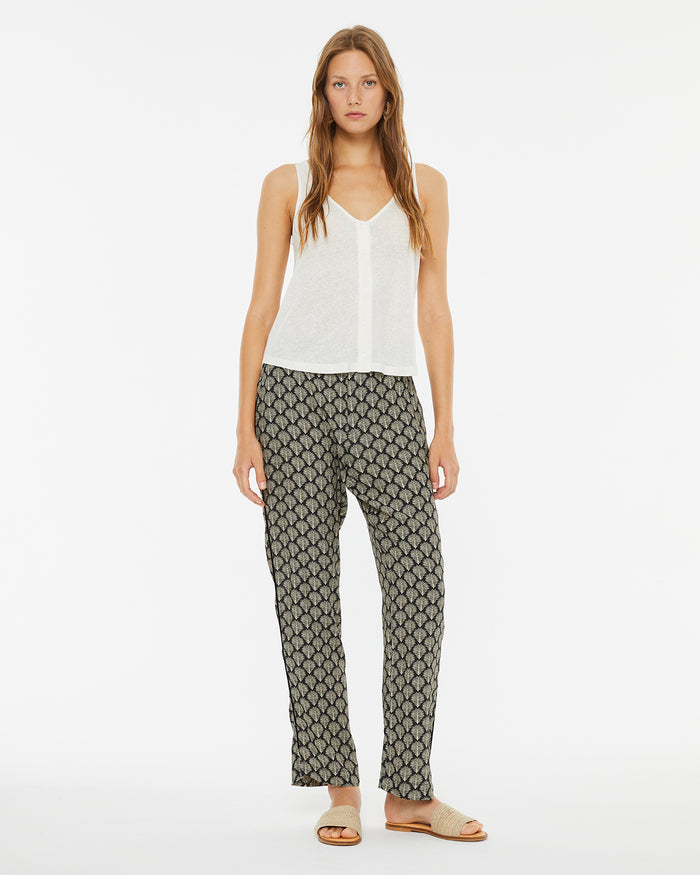 system action Pantalón largo recto estampado cenefa