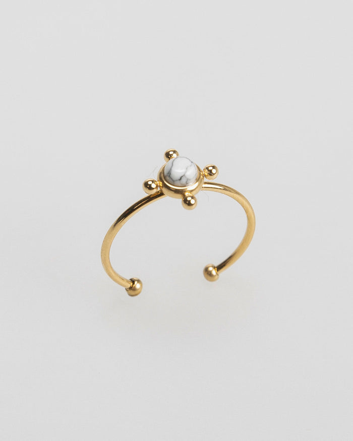 System Action Anillo Fino Color Oro Piedra Color