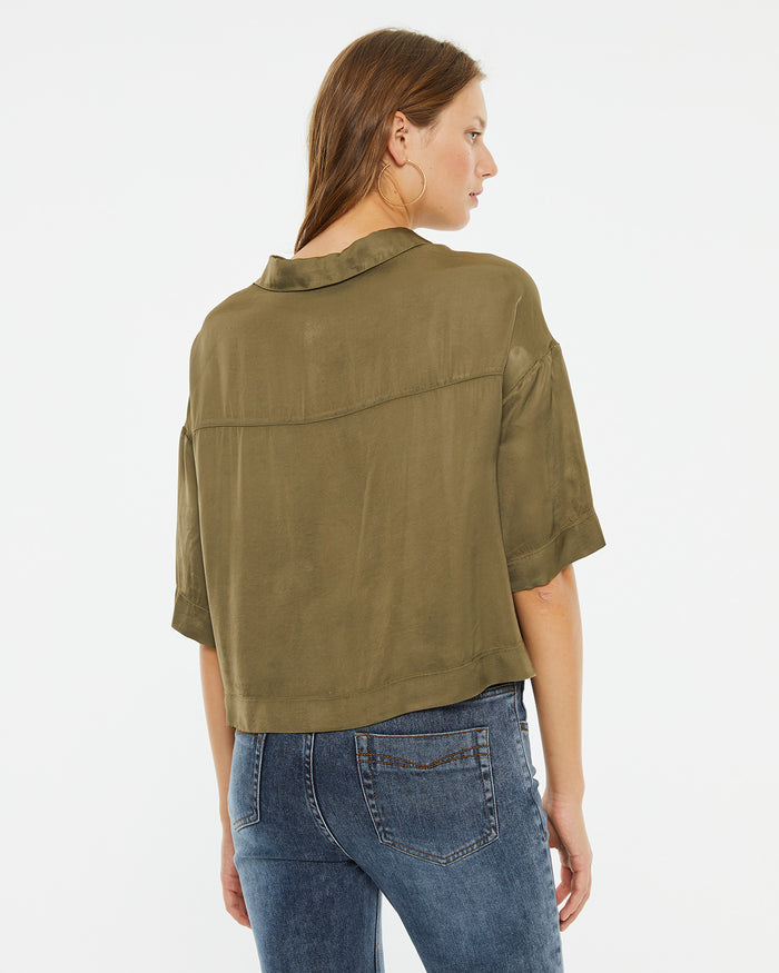 System Action Camisa Crop Manga Corta