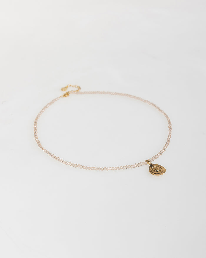 System Action Collar Dorado Con Abalorio