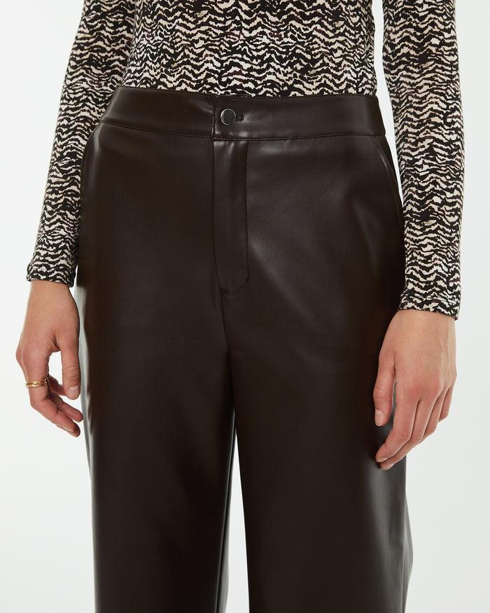 System Action Pantalón Recto Marrón Efecto Piel