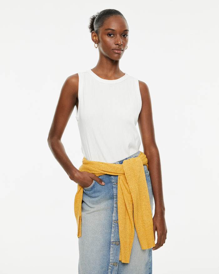 system action Top ajustado escote halter sin mangas