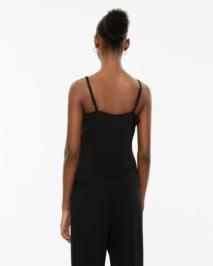 System Action Top Básico Ajustado De Tirantes Con Escote Puntilla