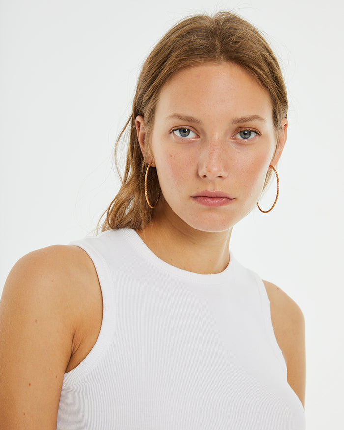 System Action Top Básico Tirantes Canalé Con Detalles De Rotos