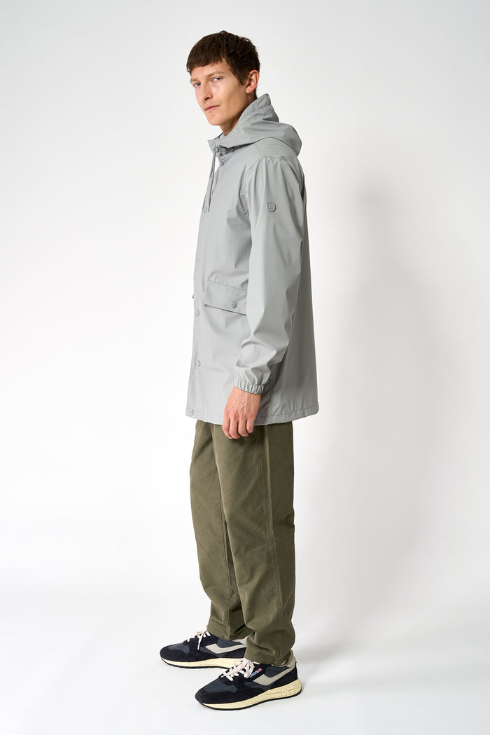 Tantä Rainwear Kabut Monument