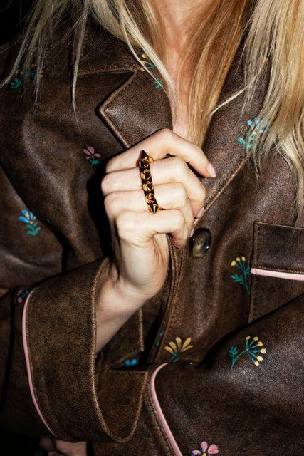 Teresa Helbig ANILLO TRIPLE TACHUELAS