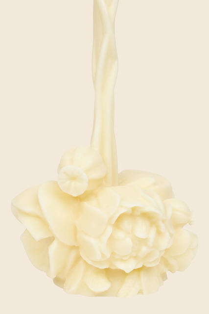 Teresa Helbig Vela Bouquet Floral