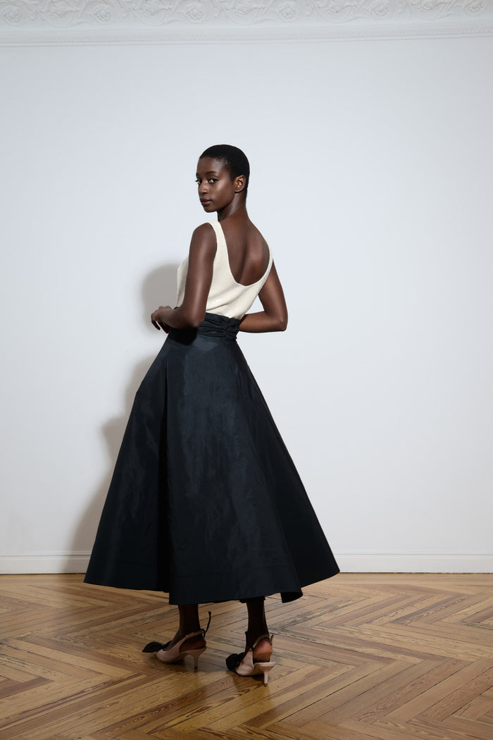 The 2nd Skin Co. Top De Lino Con Lentejuelas Y Falda Midi De Tafetán