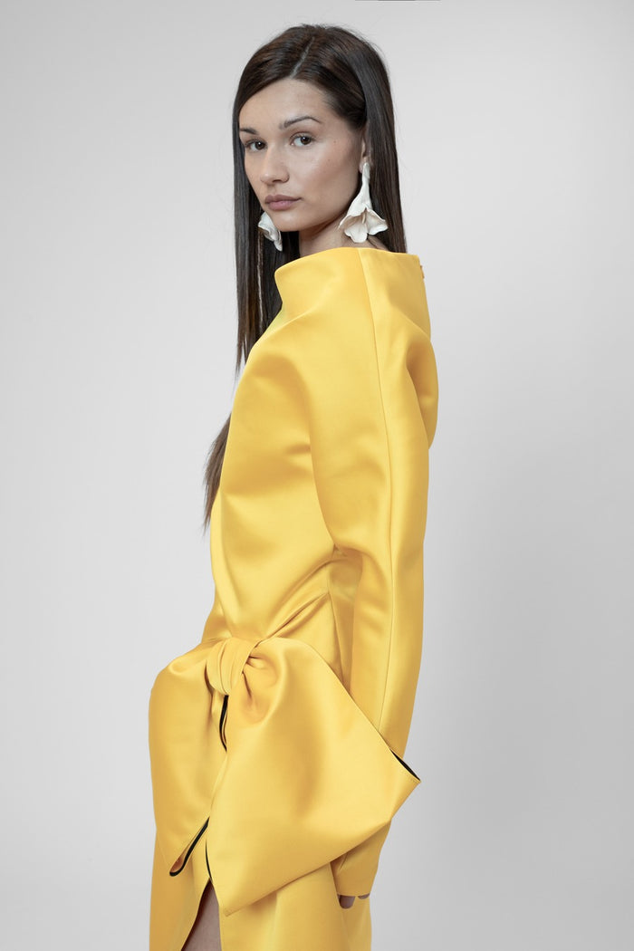 The 2nd Skin Co. Vestido Midi Con Hombros Descubiertos Y Lazo