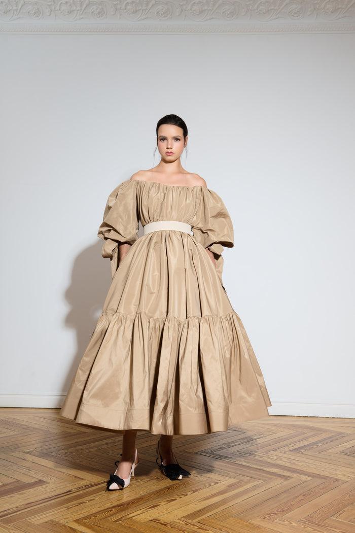 the 2nd skin co. Vestido midi de escote barco y mangas abullonadas