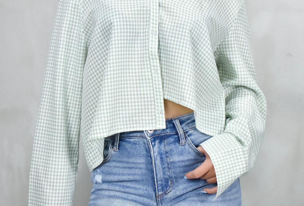 The New Black CA ML CROPPED PRINT CUADROS VERDE Y BLANCO