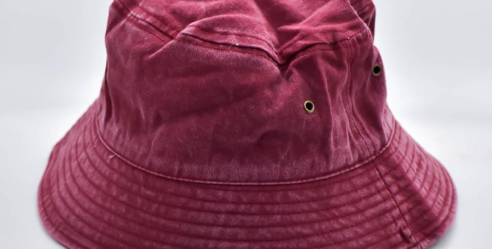 The New Black BUCKET HAT BURGUNDY DENIM