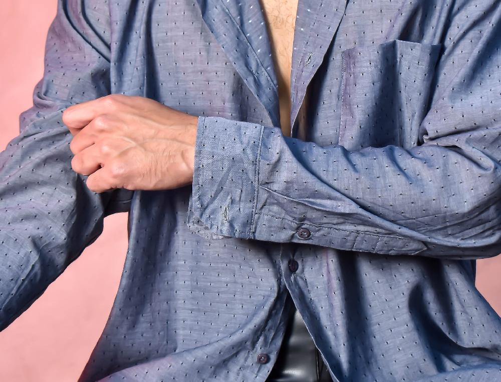 The New Black Ca Ml Gris Tejido Fit Tradicional