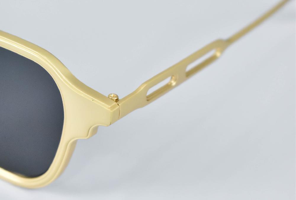 The New Black METALIC