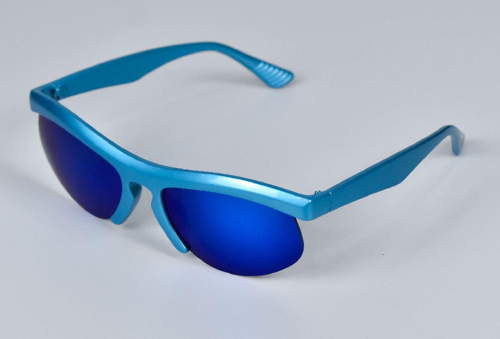 The New Black MINIMAL ALIEN