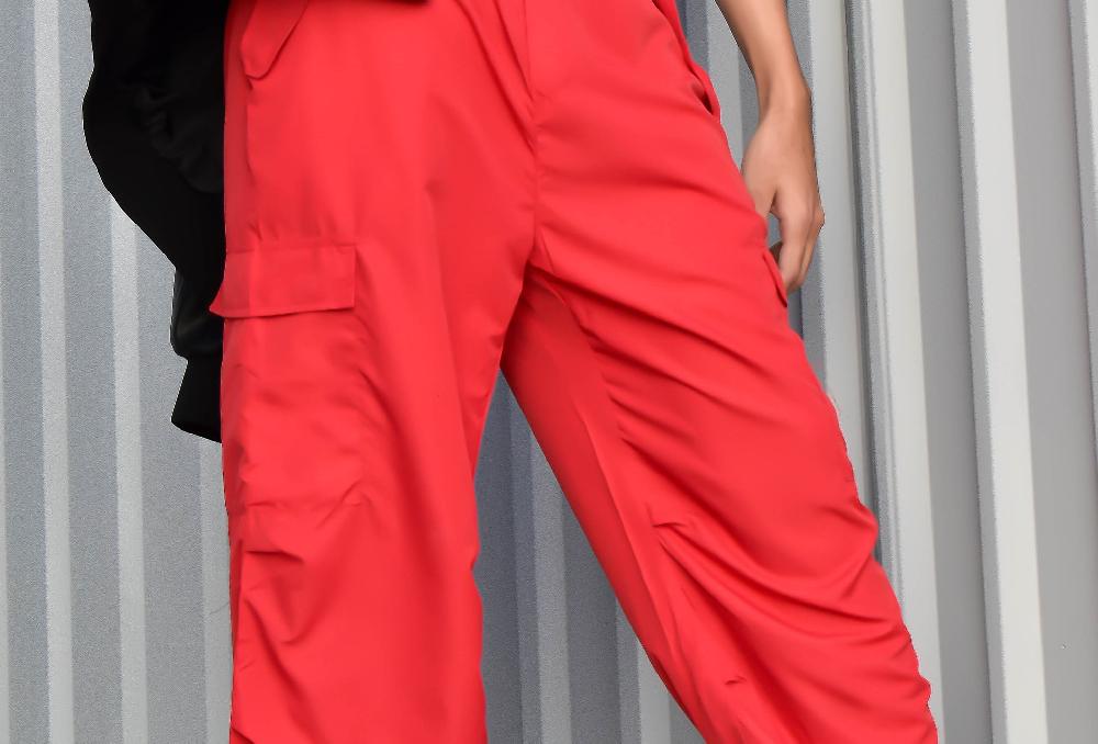 The New Black PARASHOOT PANT CHERRY RED