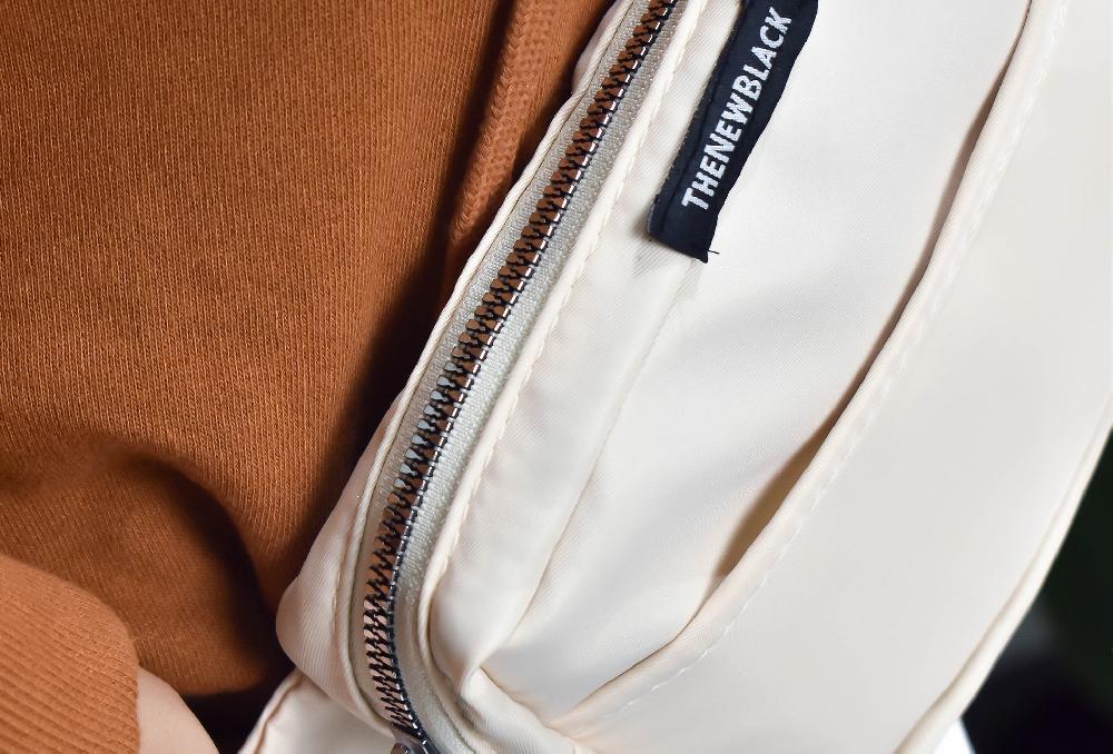 The New Black PHANY PACK SATIN RECT