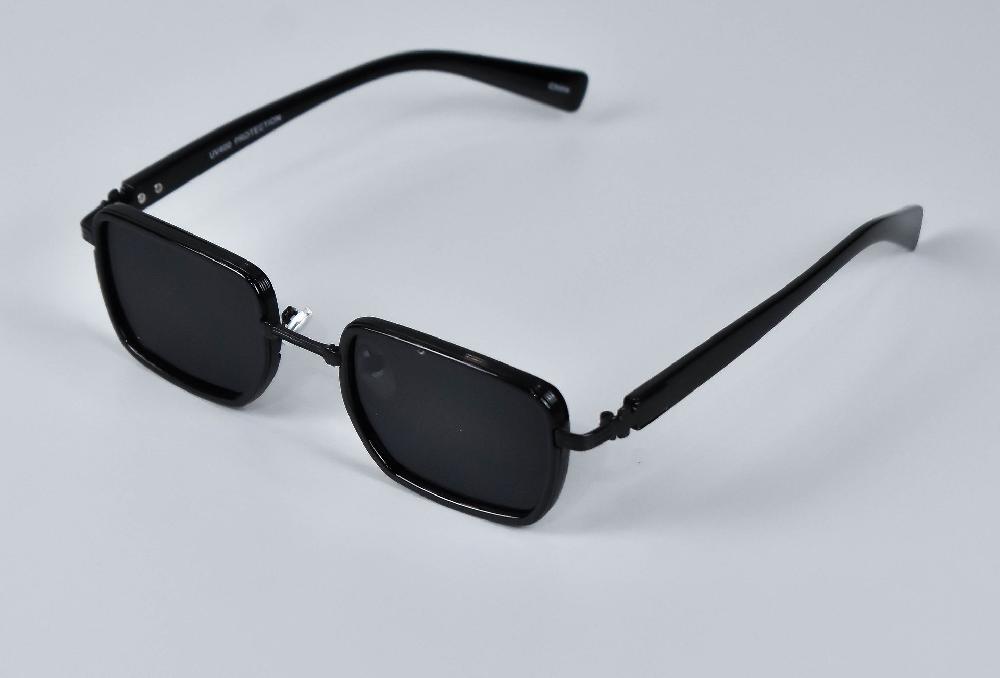 The New Black ROMAN TRASLUCID