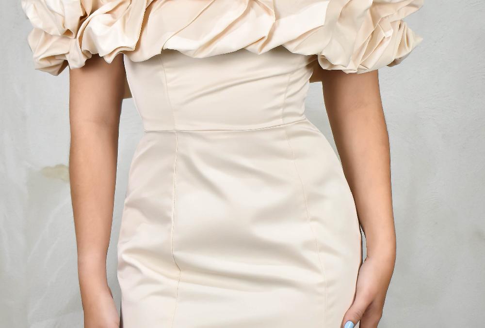 The New Black VT NUDE OFFS-HOULDERS VOLUME BALLOON