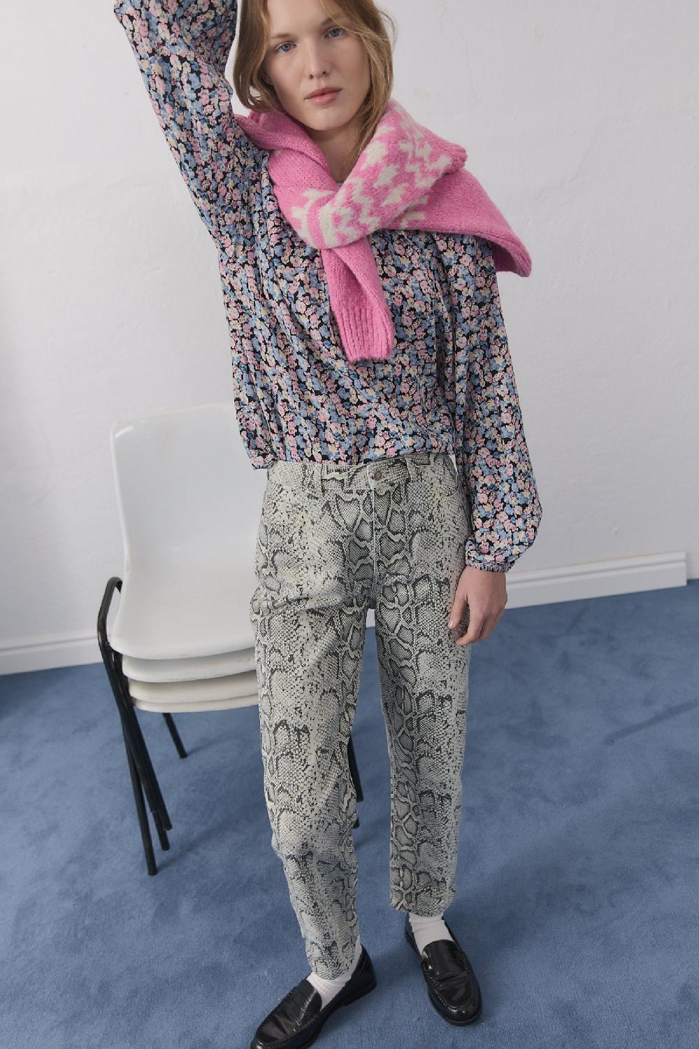 The New Society Blusa De Mujer De Ginebra