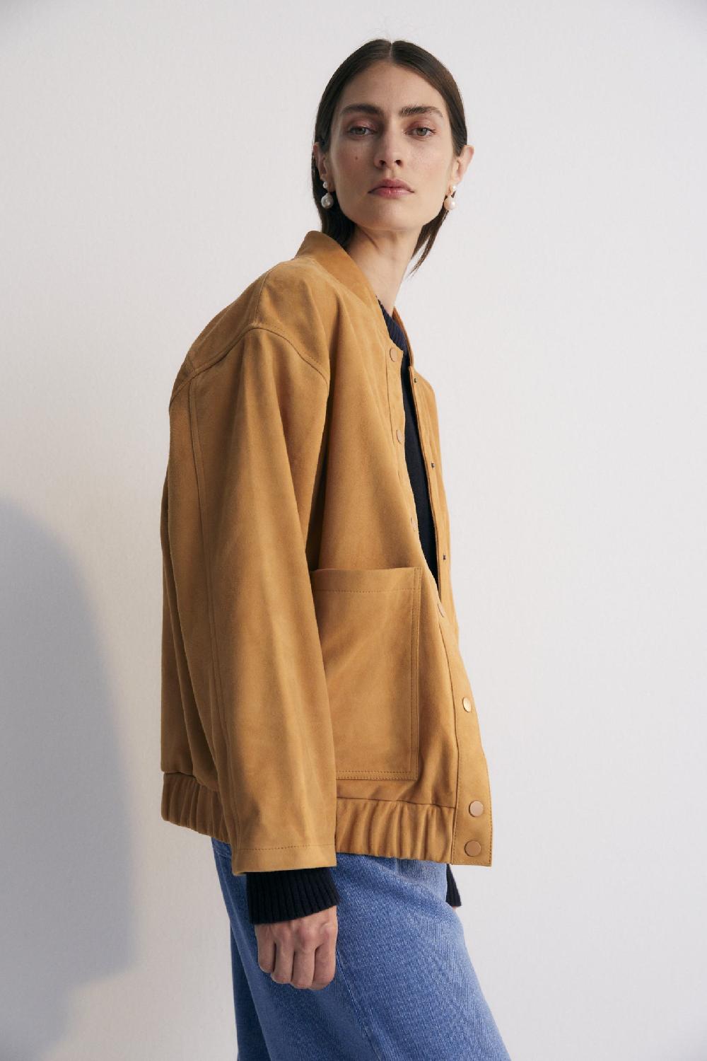 the new society Bombardero de Hydra Woman