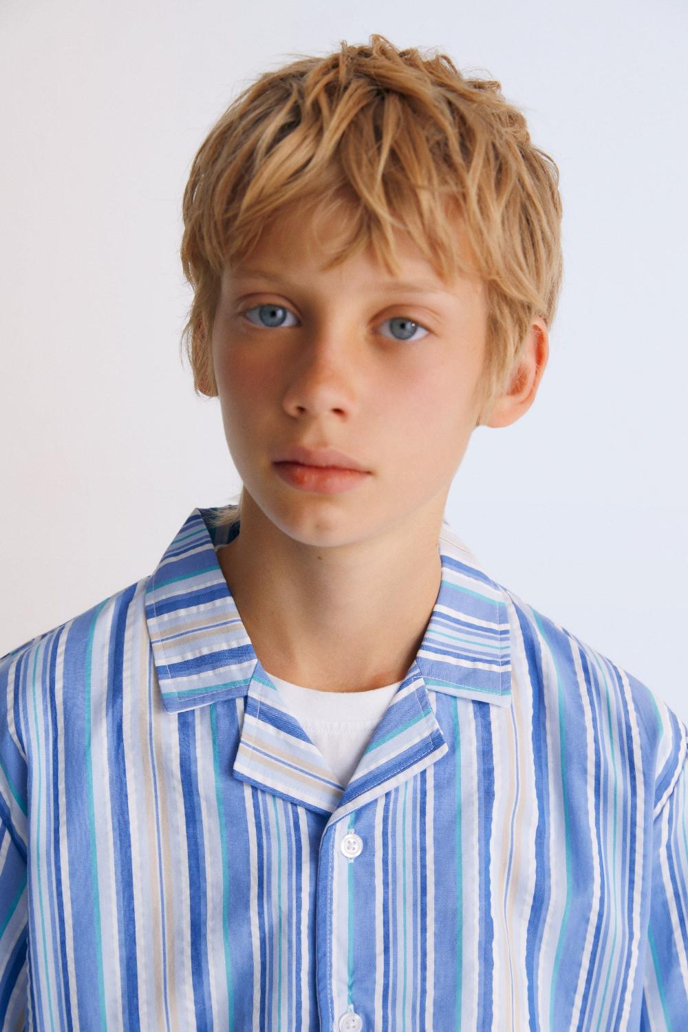 The New Society Camisa De Tebas