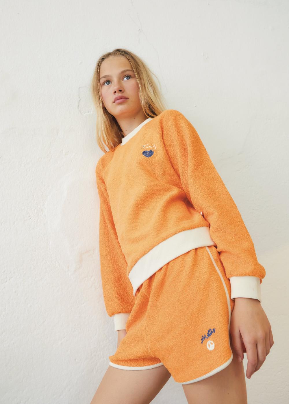 the new society Compton corta hora dorada