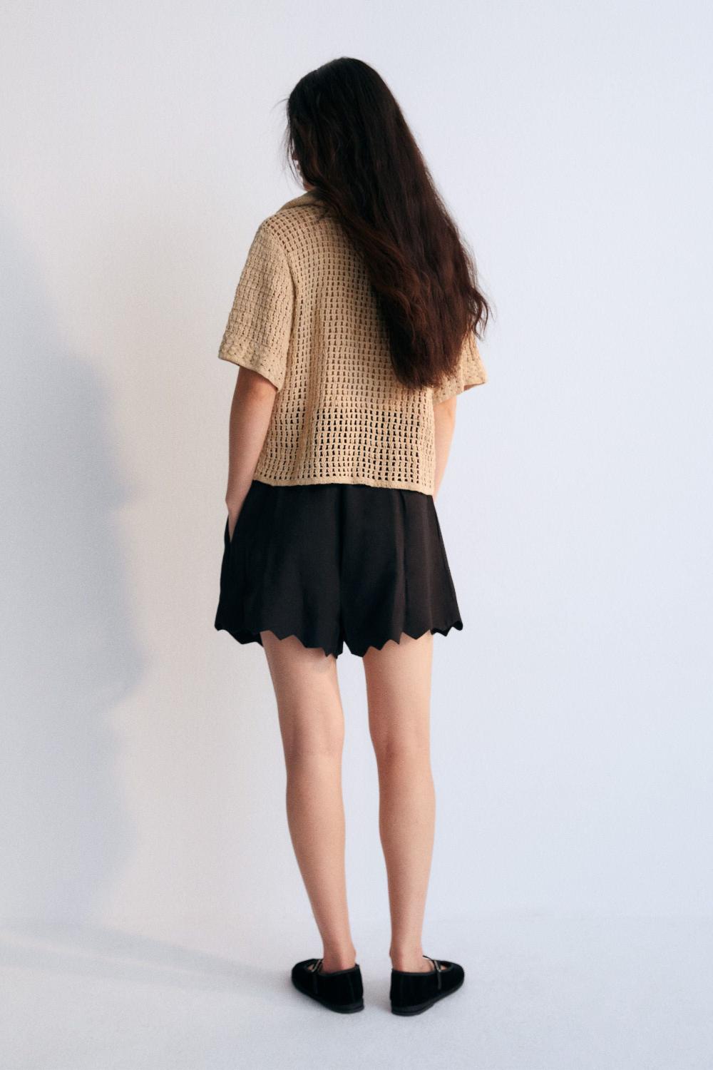 The New Society Eros Mujer Corta Caviar