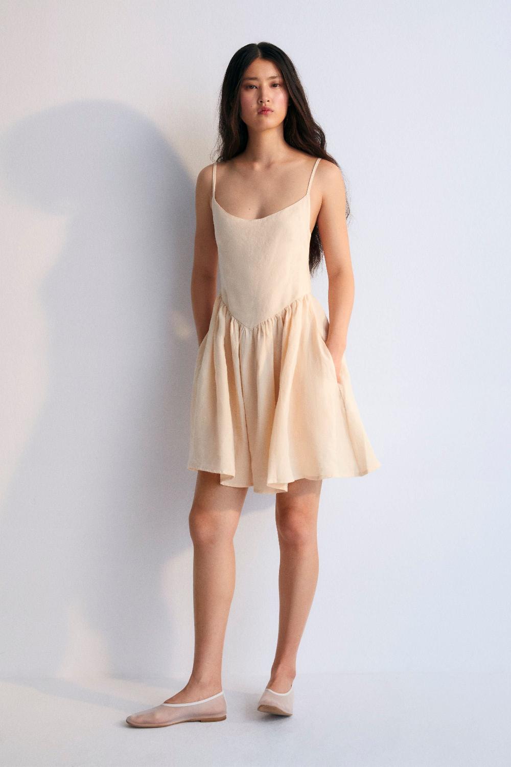 the new society Hera mujer vestido corto macadamia