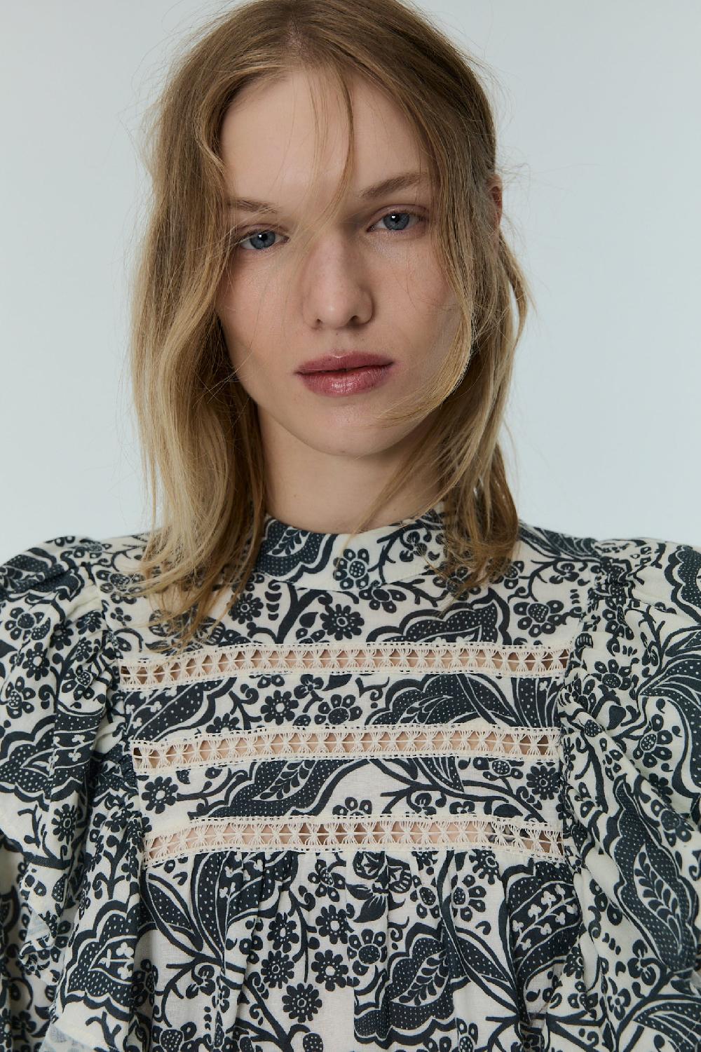 The New Society Jaipur Woman Blusa