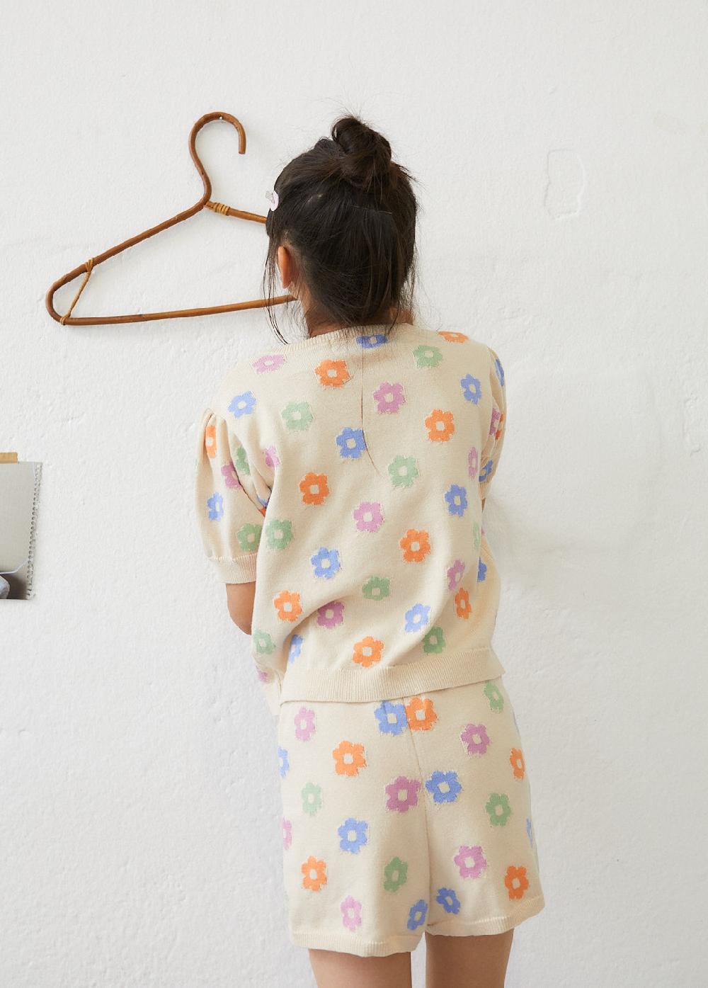 the new society Kent corto