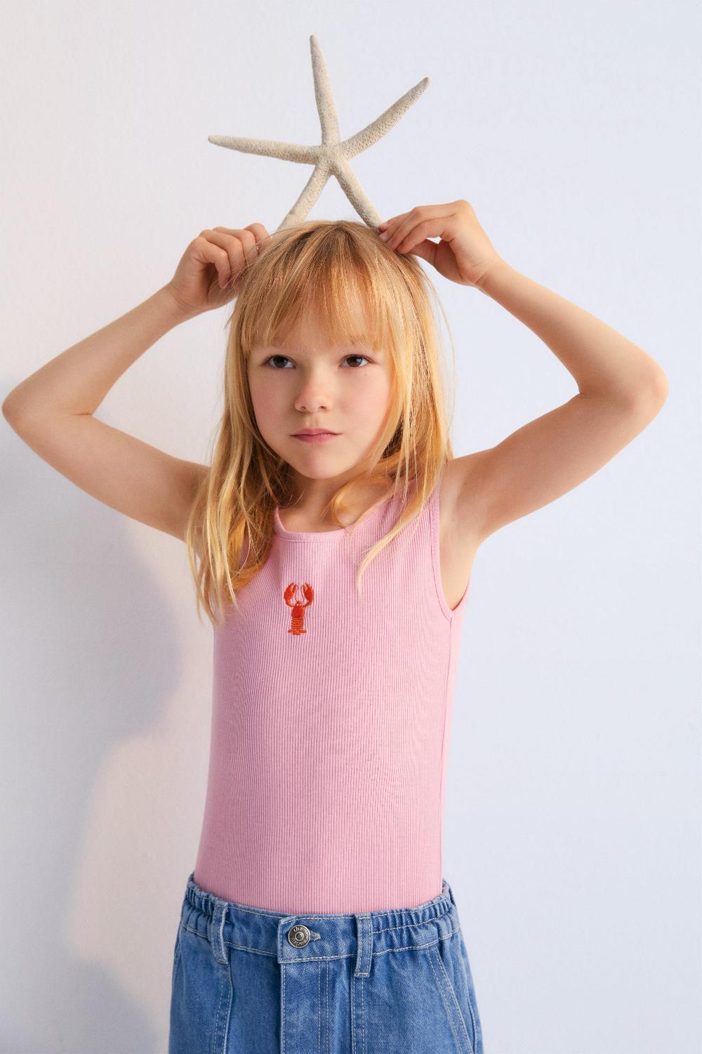 the new society Lipsi Top Hibiscus