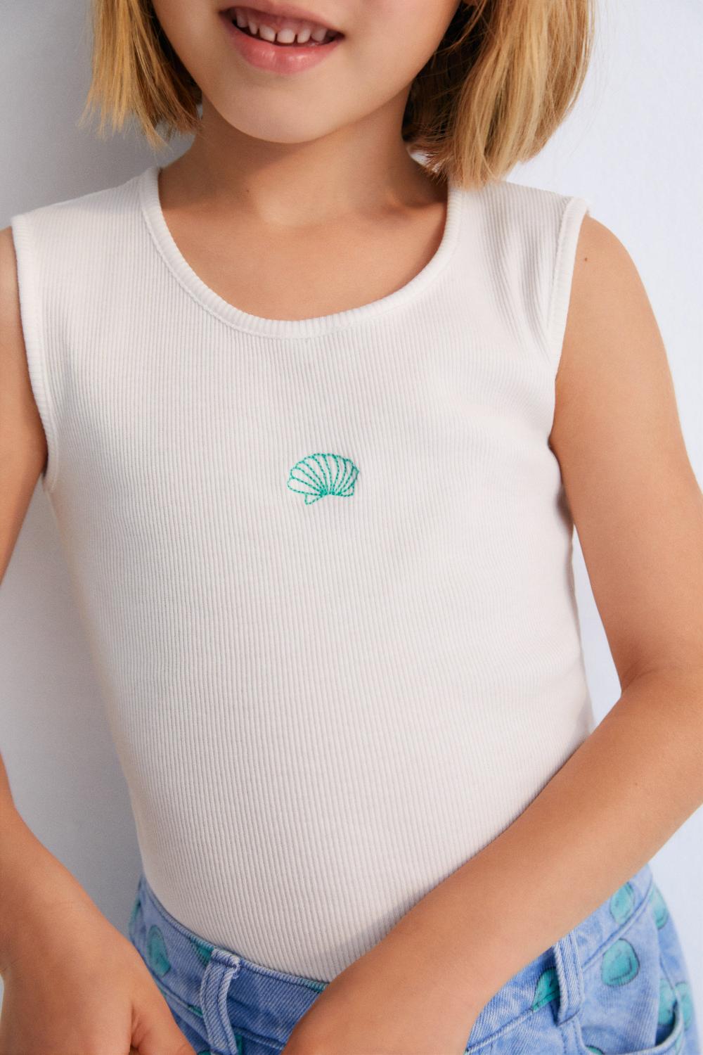 the new society Lipsi Top White