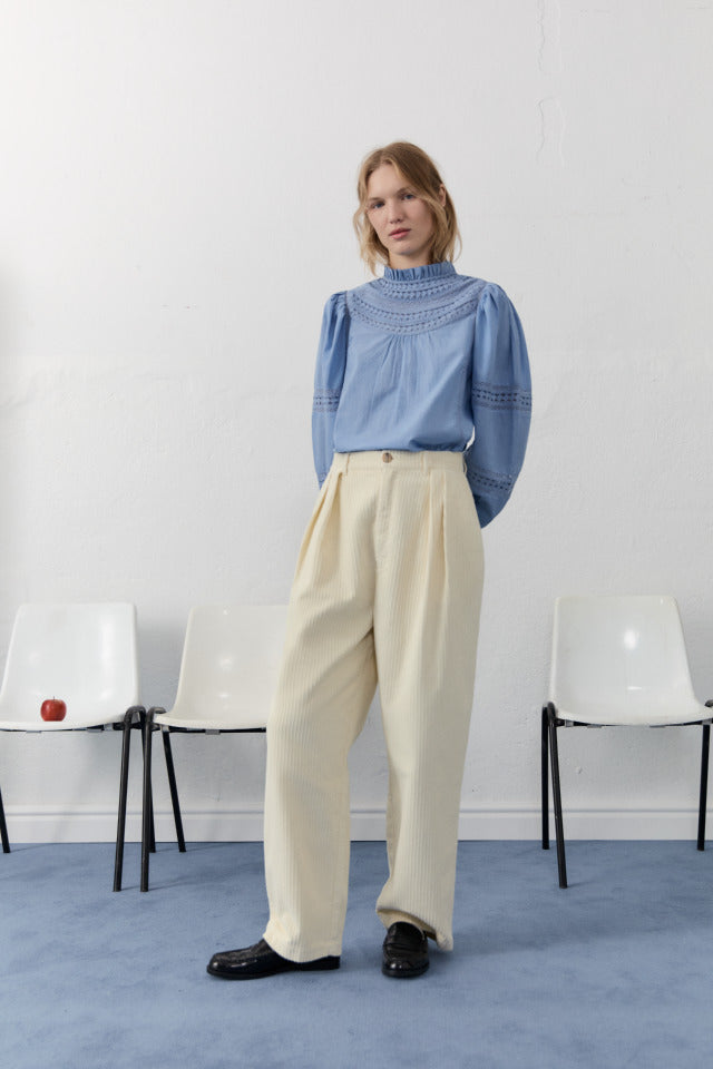 the new society North Woman Pant Vanilla Cream
