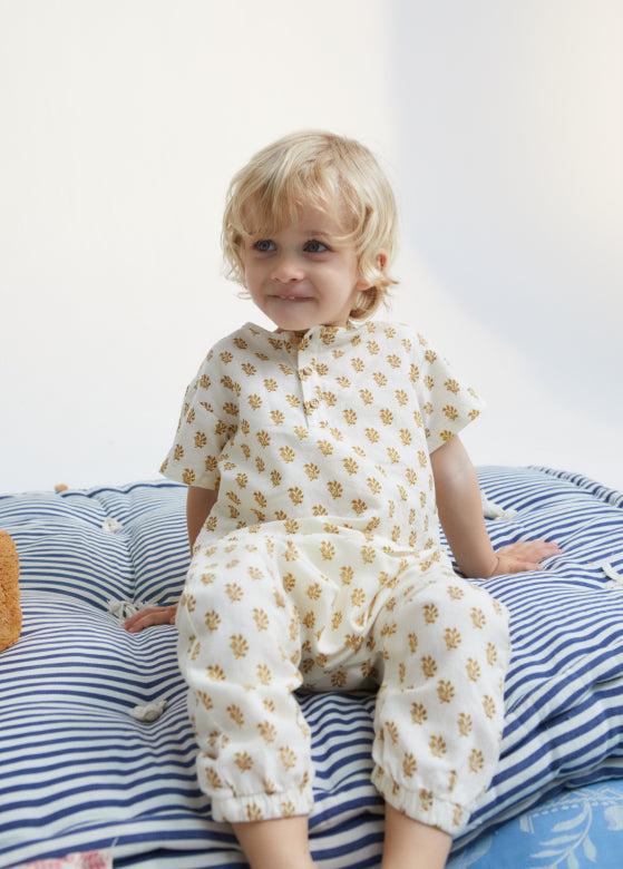 The New Society Pantalón Milagroso