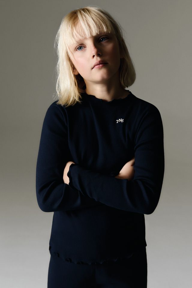 the new society Singapur Tee Midnight Navy