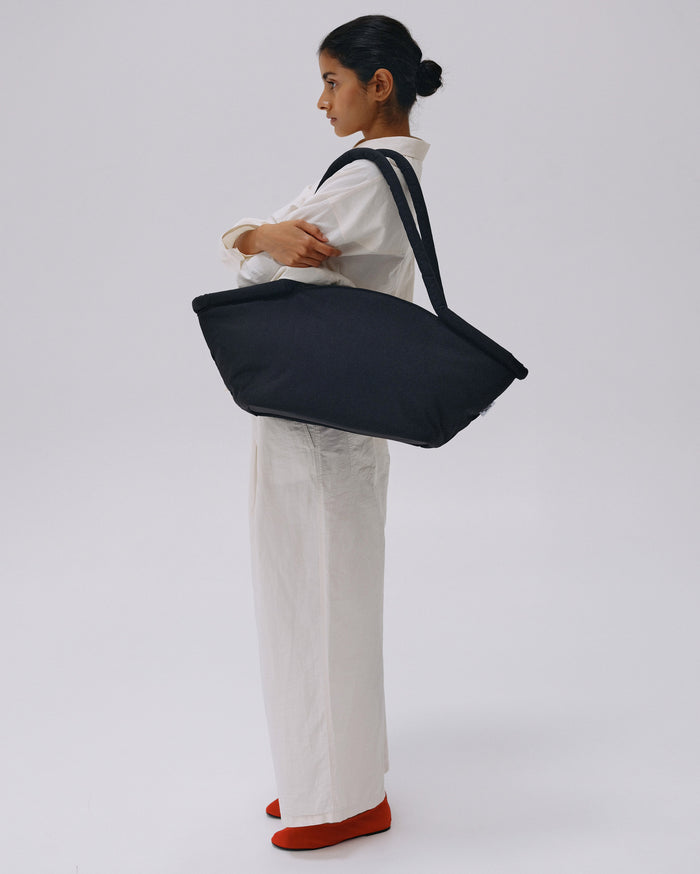 Thinking Mu Black Haku Bag