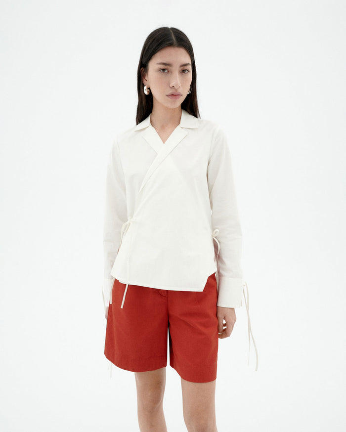 thinking mu Blusa blanca Lenie