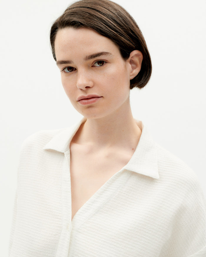 Thinking Mu Blusa Blanca Margaret