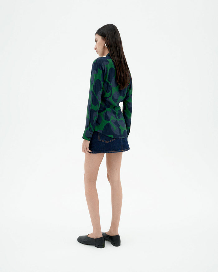 Thinking Mu Blusa Verde Leaf Katha