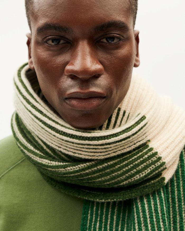 Thinking Mu Bufanda Verde Lana Central Ghede