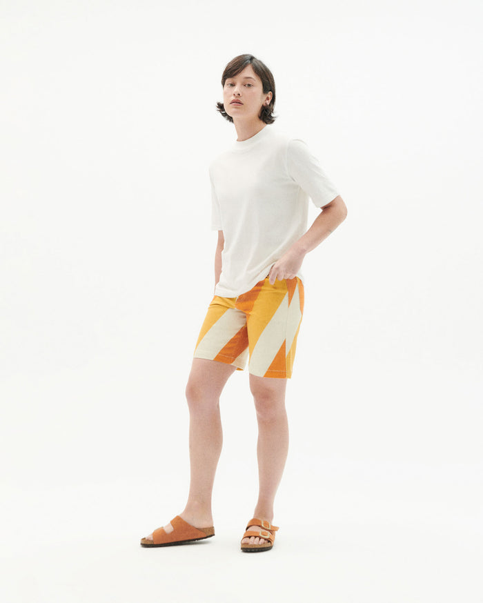 Thinking Mu Camiseta Blanca Básica Mock