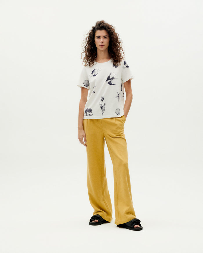 Thinking Mu Camiseta Blanca Mama Ida