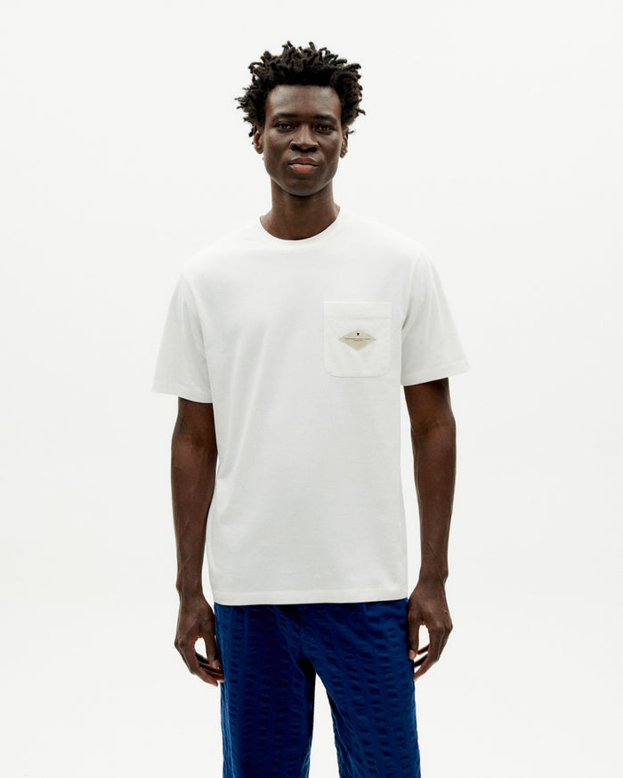 Thinking Mu Camiseta Blanca Metamorfosis Zach