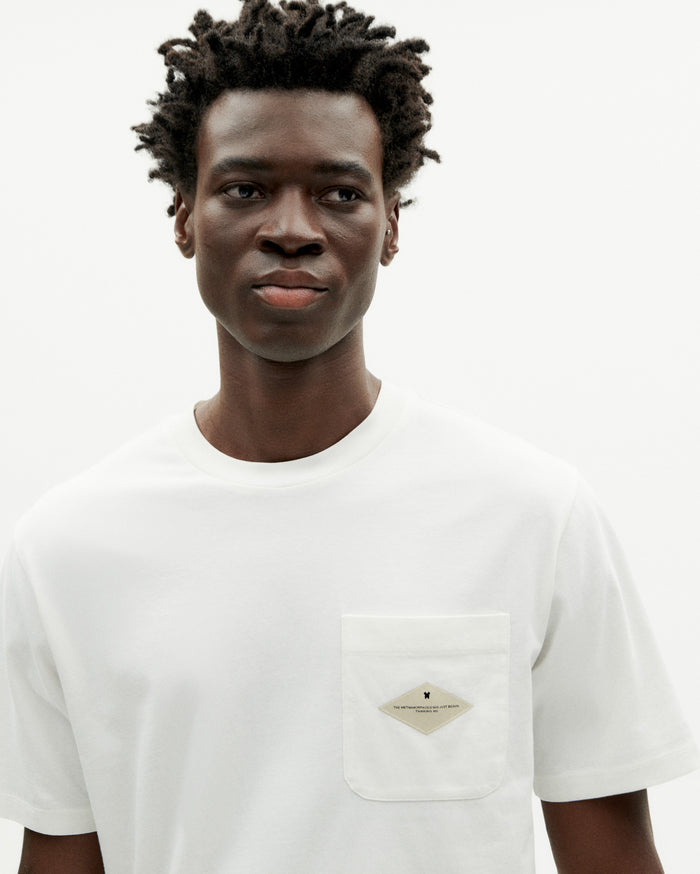 Thinking Mu Camiseta Blanca Metamorfosis Zach