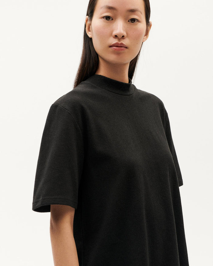 Thinking Mu Camiseta Gruesa Negra Hemp Aidin