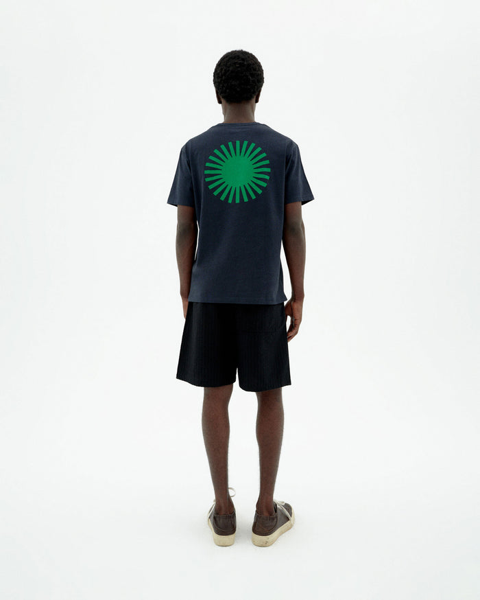 Thinking Mu Camiseta Navy Sol Espalda Verde