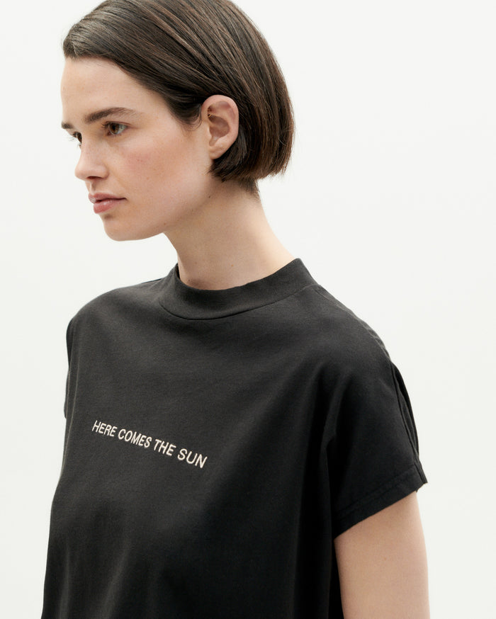 Thinking Mu Camiseta Negra Here Comes The Sun