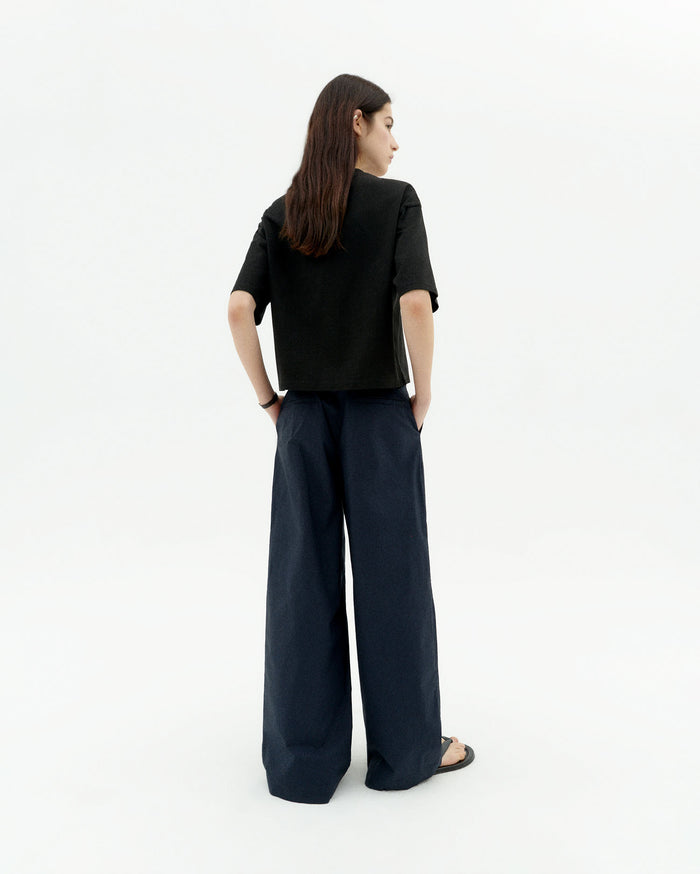 Thinking Mu Camiseta Negra Lena